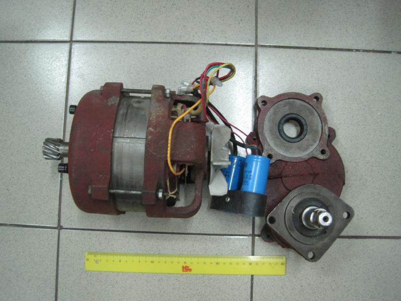 Электродвигатель для мясорубки MМ22А с редуктором